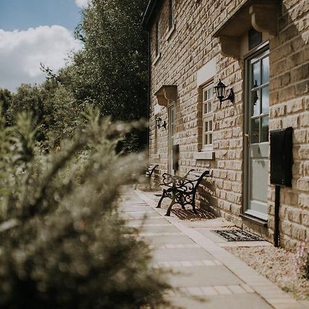 מטלוק Peveril Cottage - Darwin Lake Holiday Village מראה חיצוני תמונה