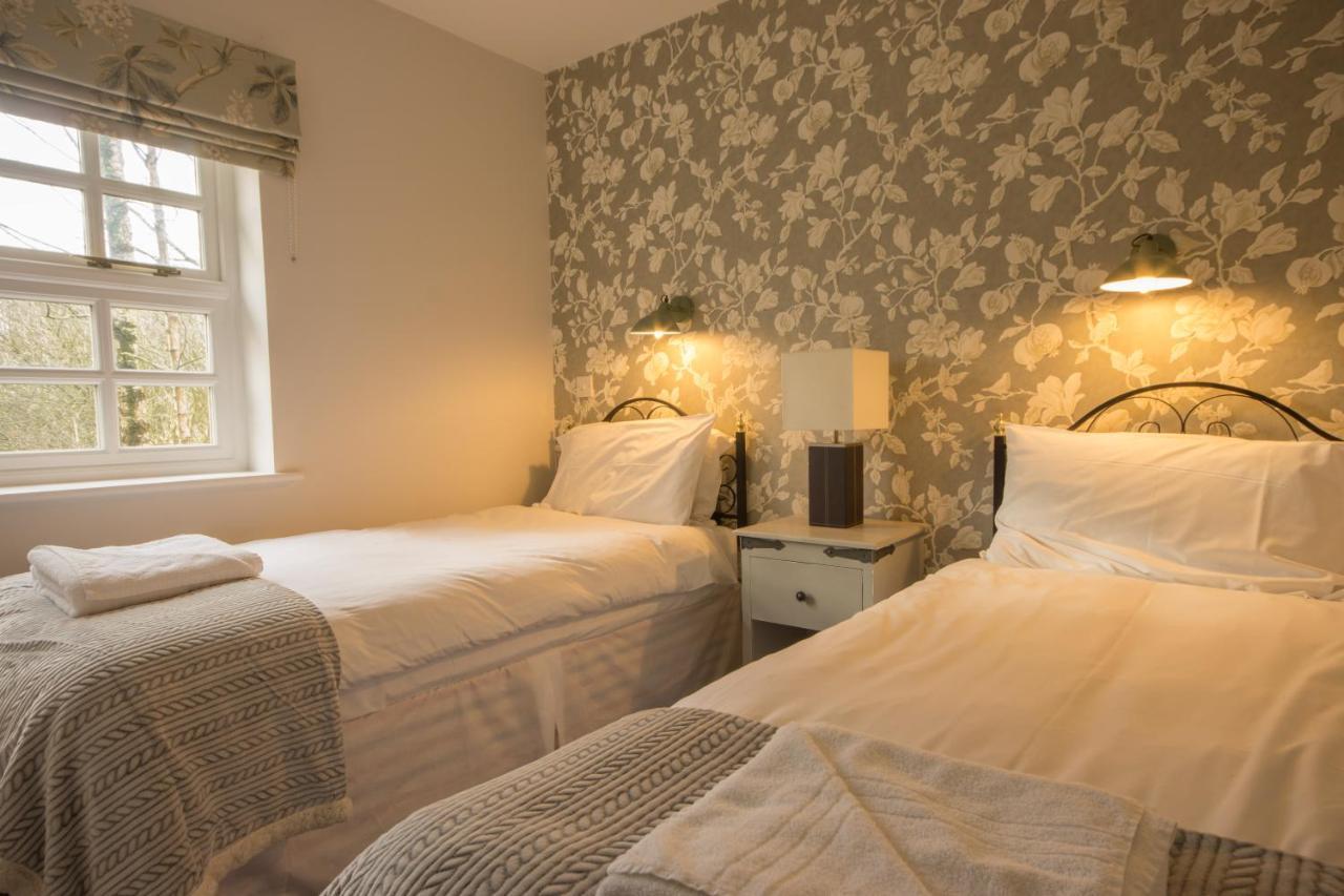 מטלוק Peveril Cottage - Darwin Lake Holiday Village מראה חיצוני תמונה